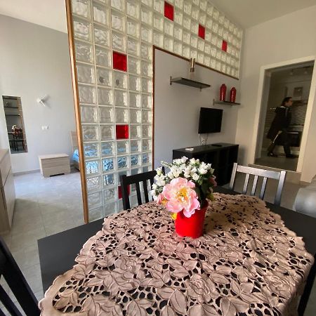 B&B Historic Center Apartments ナポリ エクステリア 写真