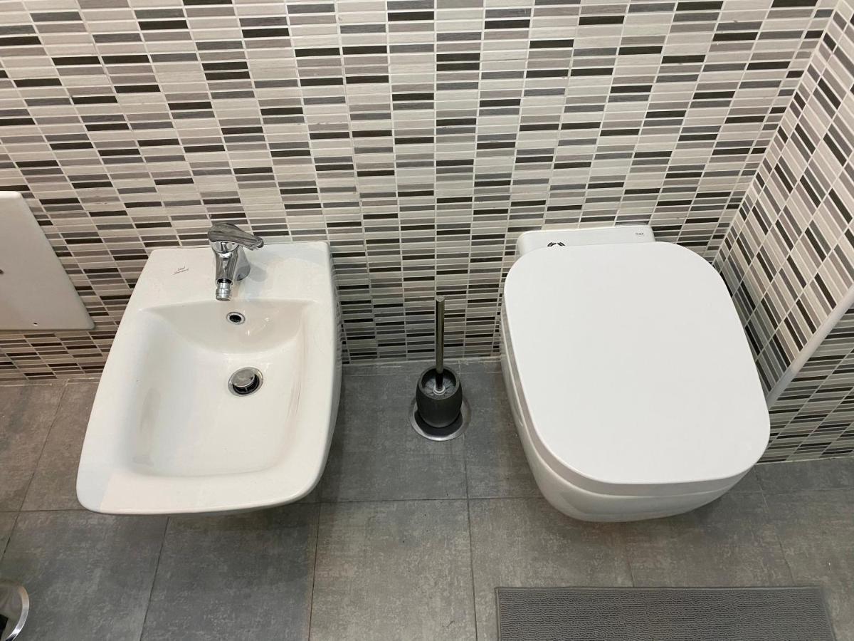 B&B Historic Center Apartments ナポリ エクステリア 写真